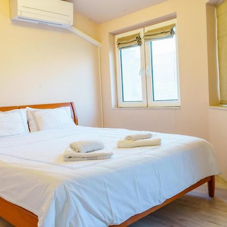 Centrally Located Apartment In Varna Exteriör bild