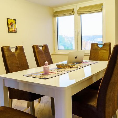 Centrally Located Apartment In Varna Exteriör bild